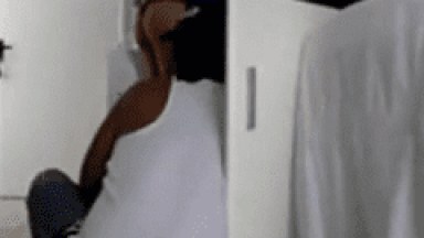 Video Amador – Marido Corno Libera Esposa Super Gostosa Para Encanador Que Acaba Comendo