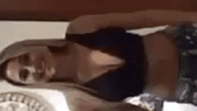 A Loiraça Crys Gabiatti Mandou um Recado Para a Bruna Marquezine em Video Amador