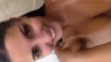 Vazou no WhatsApp Jessica Dias do Flamengo – RJ Em Vídeo Caseiro Chamando o Namorado