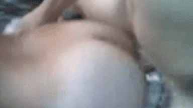 Video Caseiro de Dois Amigos Que Levam Colega Gostosa Para Fazer Maior Putaria Amadora Gostosa