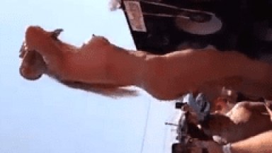 Vazou no WhatsApp Video Amador De Loira Super Gostosa de Goiânia Fazendo a Festa Da Rapaziada