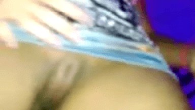 Caiu na Net Video Amador de Samanta Rios de Santos – SP Rebolando Sua Buceta em Baile Funk