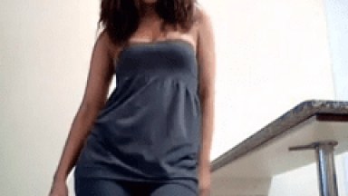 Fantástica Viviane Lima “Carioca” Online e Ao Vivo Tirando a Roupa Para Quem Quiser