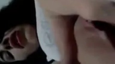 Delicia de novinha se masturbando cheia de tesão