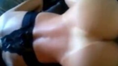 Caiu na Net Video Caseiro de Esposa Muito Gostosa e Tímida Dando Para Marido – SP