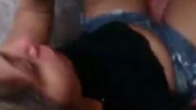 Vazou no WhatsApp Video Amador de Ninfetinha Chupando Três Pirocas – Moema – SP
