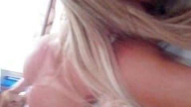 Fazendo um sexo gostoso com sua secretária loira deliciosa