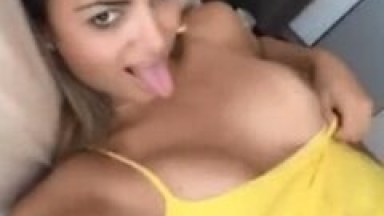 Isabella Ribeira Vazou no WhatsApp Mandando Um Oi Para o Grupo Deixando Nego Maluco