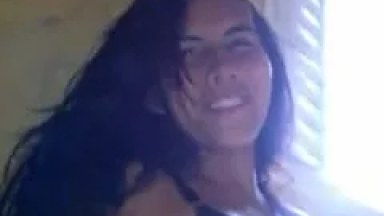 Caiu na Net Vídeo de Sexo Caseiro Com Novinha Gostosa de Mogi das Cruzes – SP Fudendo Com Seu Namorado Mostrando o Rosto
