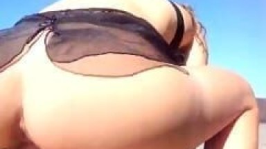 Casal Grava Um Vídeo Pornô Amador na Cobertura de Um Prédio em São Paulo – SP e Esposa Quica na Piroca com Pressão e Vídeo Cai na Web
