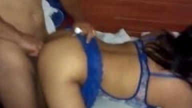 Amante Passa Gelzinho no Cu da Casada Vadia Para Fazer um Anal Quente de Quatro e Corno Grava Esse Vídeo Que Caiu na Net – SP