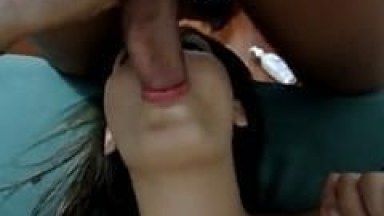 Jovem Esposa Delicinha Cai de Boca na Rola Grande do Seu Amante Enquanto Corno Faz Esse Pornô Caseiro Que Vazou na Net – Xvídeos