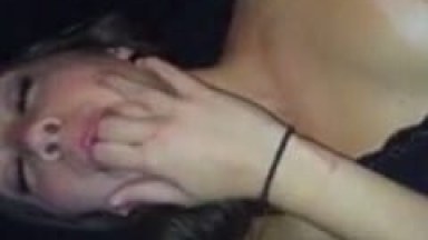 Porno gostoso com deliciosa novinha que fode na cadeira com namorado