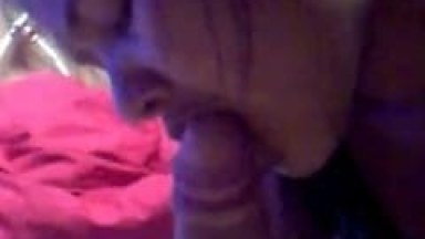 Moreninha Safada Cai de Boca na Rola Grossa do Seu Noivo e Tarado Grava um Vídeo Amador da Vadia Engolindo o Máximo Que Consegue – Xvídeos
