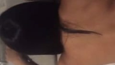Rabuda Sensacional de Marquinha Fica Apoiada de Quatro no Sofá e Leva Muita Pirocada na Sua Xota Deliciosa Enquanto Sortudo Filma – Xvídeos