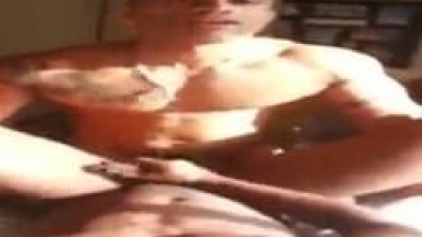 Careca Sarado Enfia a Vara no Cuzinho do Seu Amigo Maromba e Rapazes Gravam Esse Vídeo Gay Amador Que Vazou na Net – RJ
