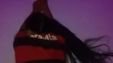 Flamenguista Devassa Usa a Camisa do Clube Pra Meter de Quatro e Seu Namorado Sortudo Grava um Vídeo Amador da Foda – RJ