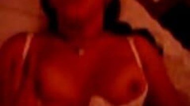 Amadora Escandalosa Geme Pra Caralho Enquanto Fode Com Seu Macho na Pressão e Tarado Grava um Vídeo Amador da Foda – Xvídeos
